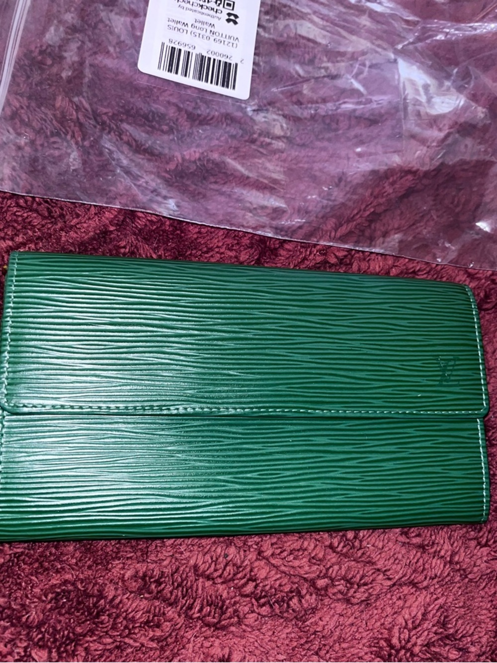 Louis Vuitton Green Epi Leather Long Wallet with gold hardware NEW w/ free COA